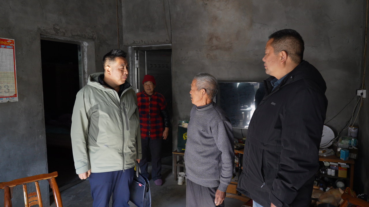 王家武:村民的"暖心人" 水源地的"护绿人"_云上丹江口
