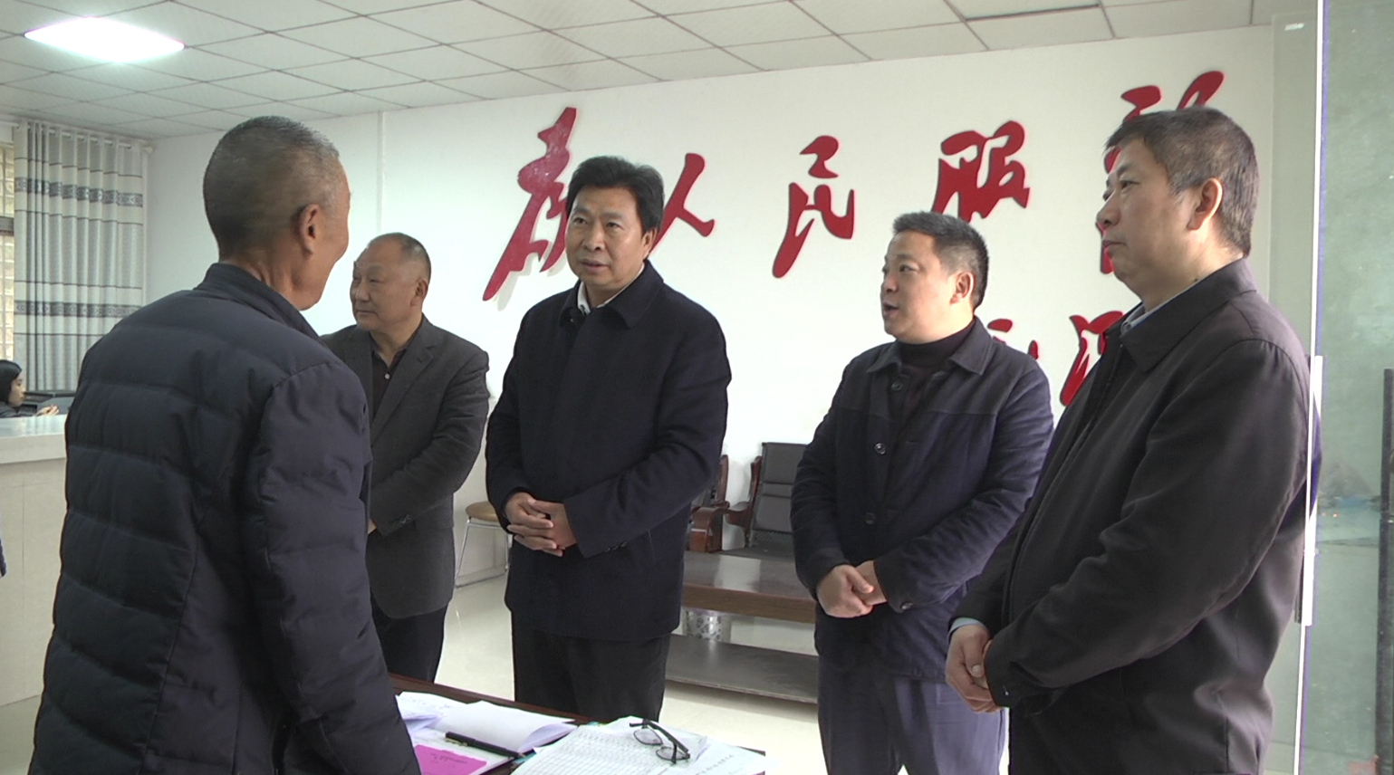 领导调研李庙镇巩固脱贫攻坚成果后评估和村"两委"换届工作_云上南漳