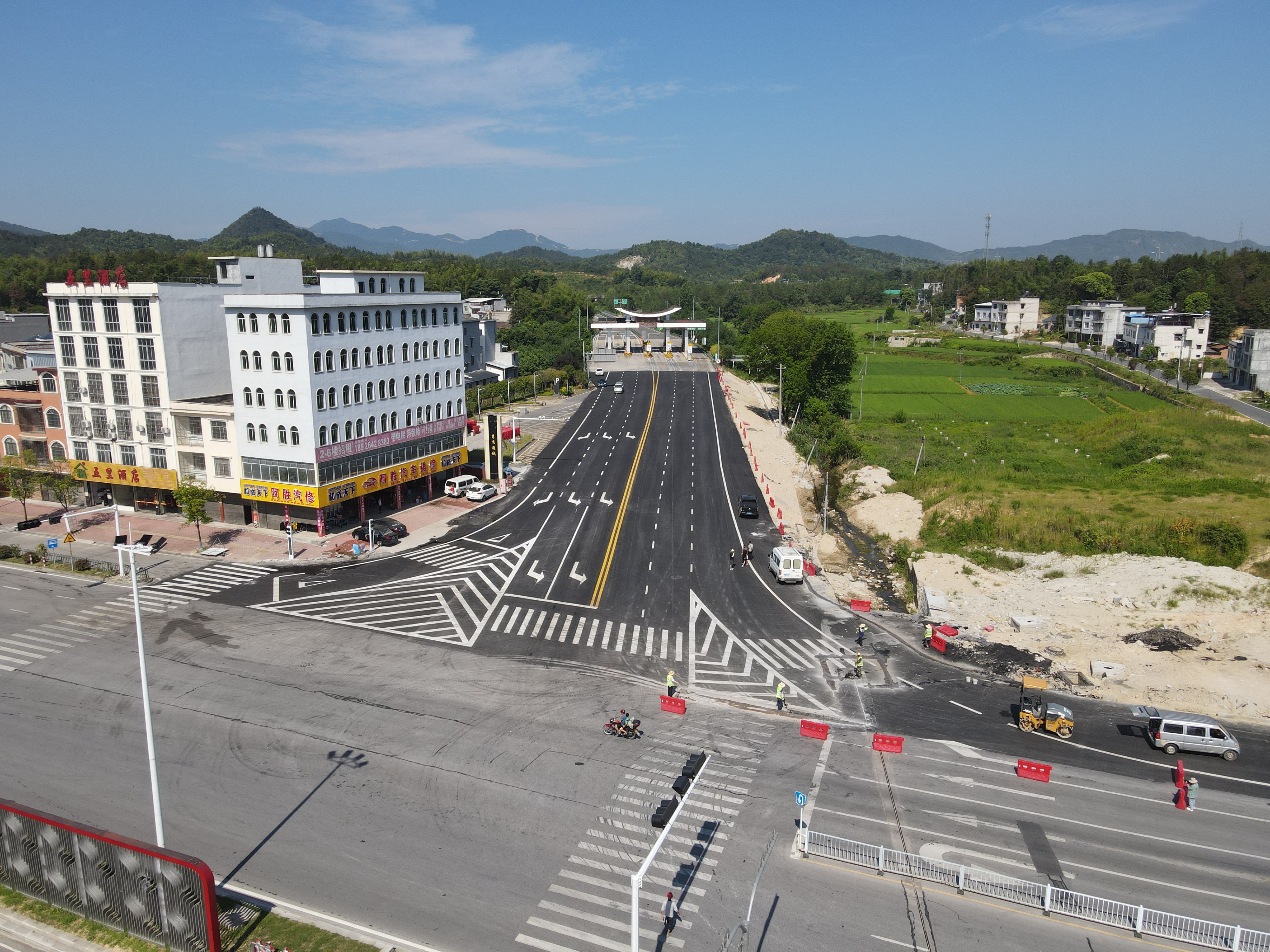 通城马港镇公路改造图片