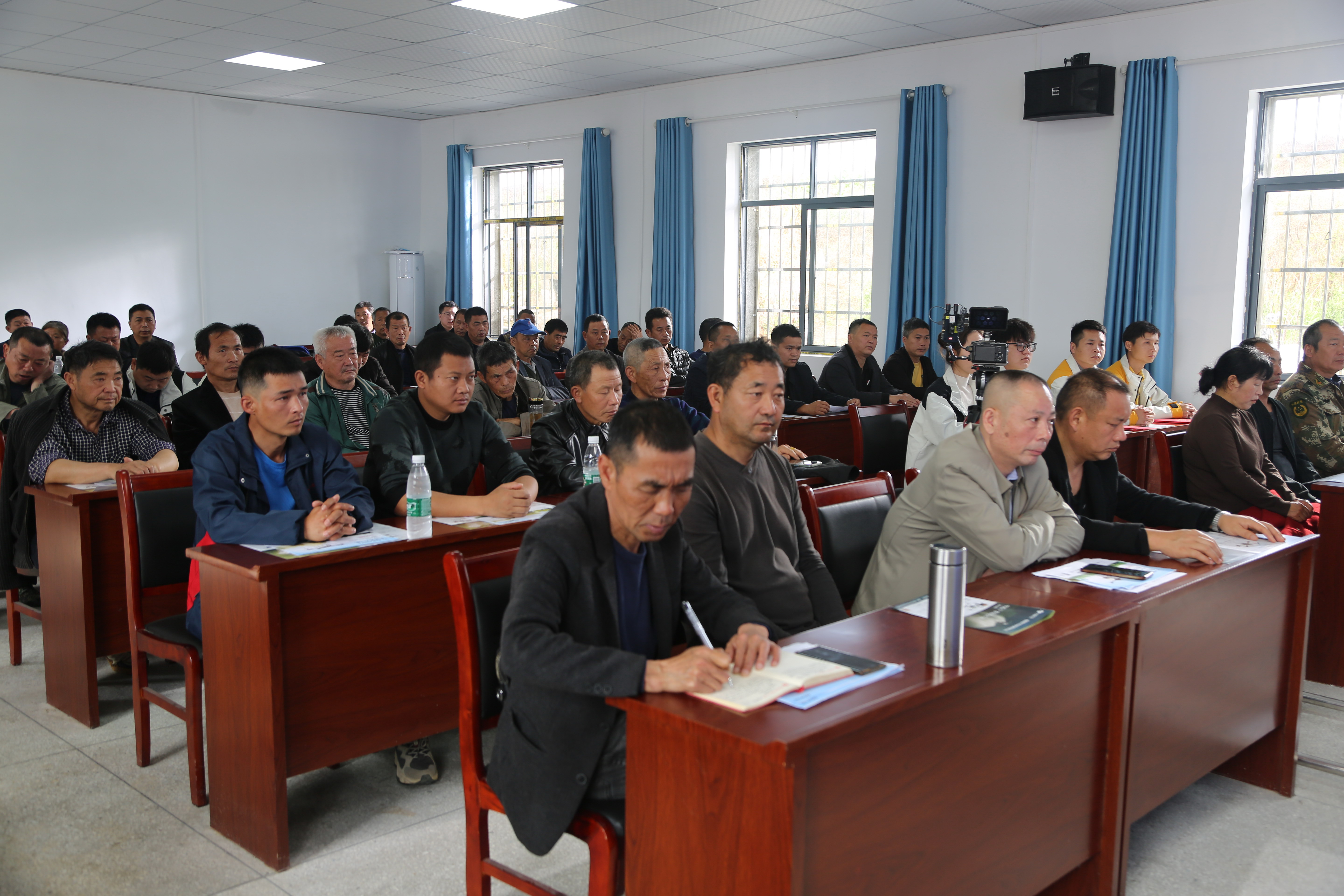 阳新举办农机春耕备耕培训